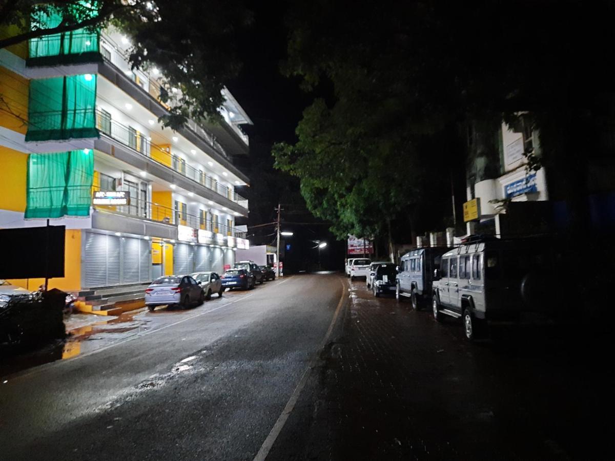 Hotel Gananjaya Gokarna  Exterior photo